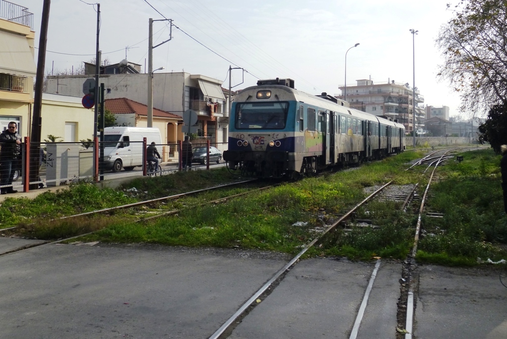 Δεν λειτουργούν οι μπάρες του ΟΣΕ λόγω… κλοπής - Media