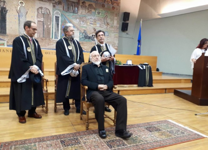 Επίτιμος διδάκτορας του ΑΠΘ ο Διονύσης Σαββόπουλος (Photos - Video) - Media
