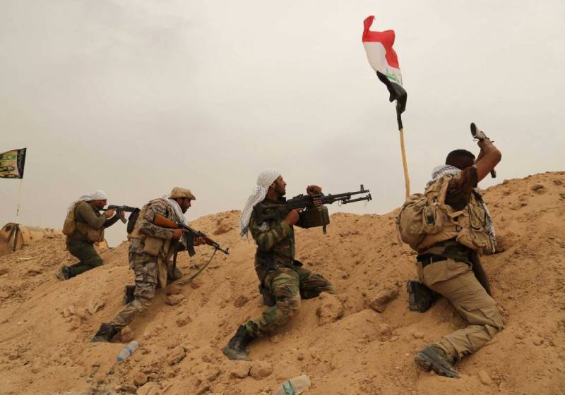 Ο ιρακινός στρατός άνοιξε στην έρημο τρίτο μέτωπο κατά του Ισλαμικού Κράτους - Media