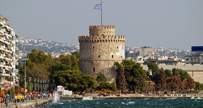 Βουτιά στο Θερμαϊκό έκανε 28χρονος – Νοσηλεύεται στο νοσοκομείο - Media