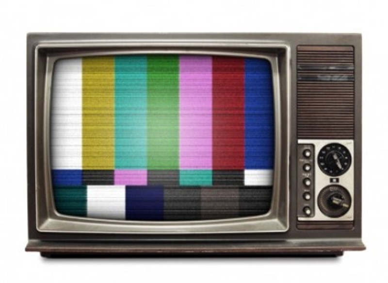 Αποκαλυπτική έρευνα: Ποια γενιά παρακολουθεί περισσότερο τηλεόραση - Media
