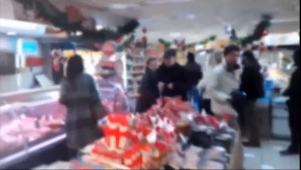 Παρέμβαση του «Ρουβίκωνα» σε σούπερ μάρκετ στα Πετράλωνα (Video) - Media