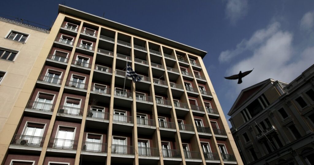 Συγκέντρωση διαμαρτυρίας νησιωτών του βορείου Αιγαίου, στην πλατεία Κλαυθμώνος - Media