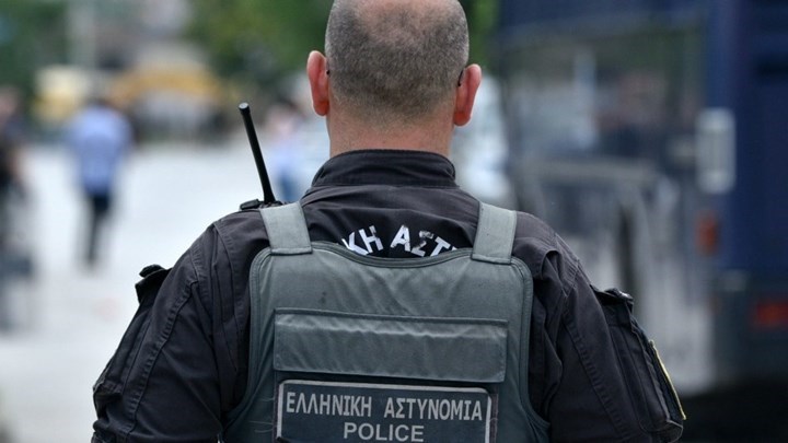 «Δεν θα σε ξεχάσουμε»! - Ο θάνατος που «λύγισε» τους άνδρες της ΕΛ.ΑΣ. (Photo) - Media