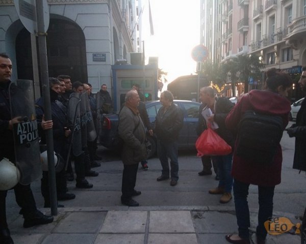 Τι αποφάσισαν οι συμβολαιογράφοι για τους πλειστηριασμούς στη Θεσσαλονίκη - Υπό δρακόντεια μέτρα η συνέλευση - Media