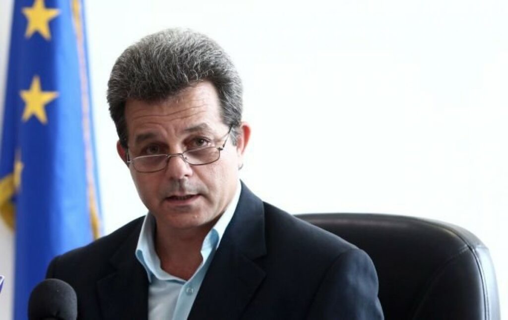 Στο πλευρό της ΑΕΚ και ο Ιούλιος Συναδινός - Media