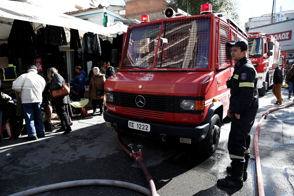 «Πράσινο φως» στη μονιμοποίηση 2.200 πυροσβεστών πενταετούς θητείας - Media