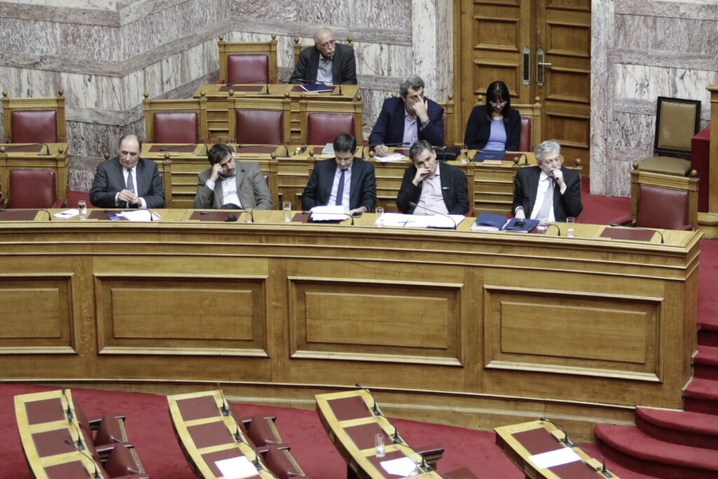 Βουλή: Σήμερα η κόντρα των πολιτικών αρχηγών για τον προϋπολογισμό - Media