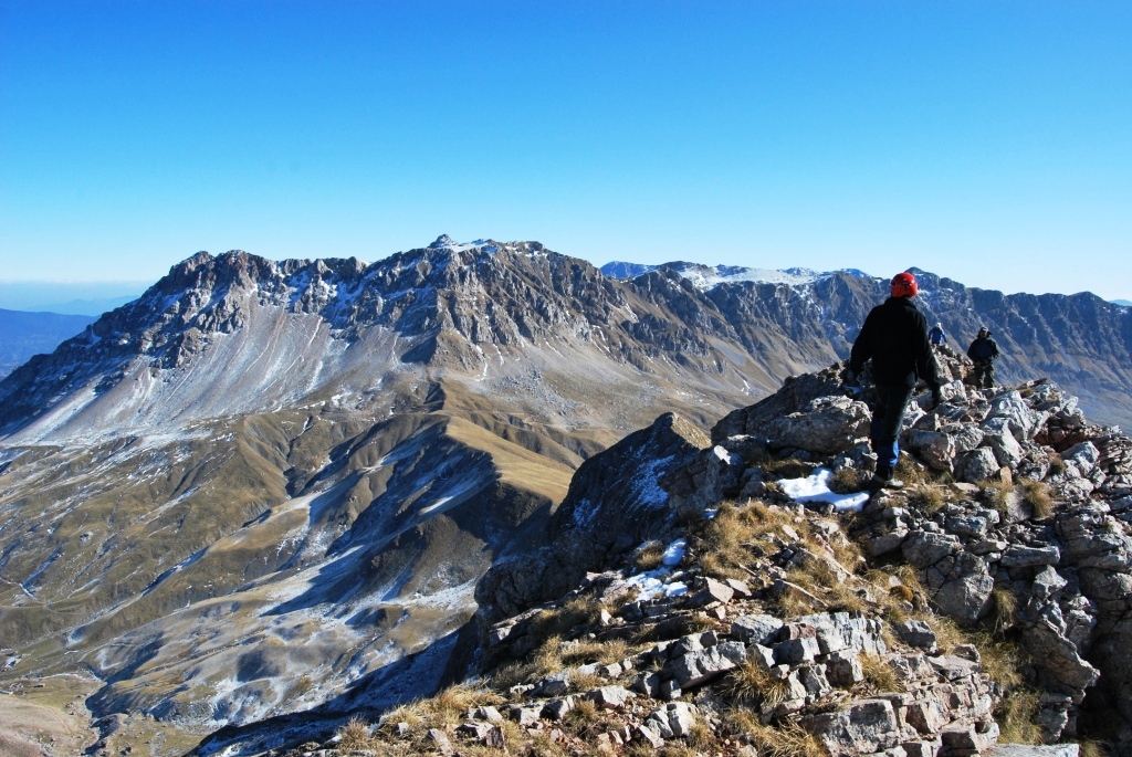 Αίσιο τέλος για τέσσερις αποκλεισμένους στα Βαρδούσια - Ολονύχτια επιχείρηση της Πυροσβεστικής - Media
