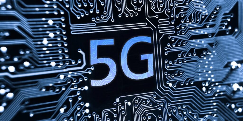 Η Κίνα «δραπετεύει» από τον κορονοϊό μέσω... 5G - Media