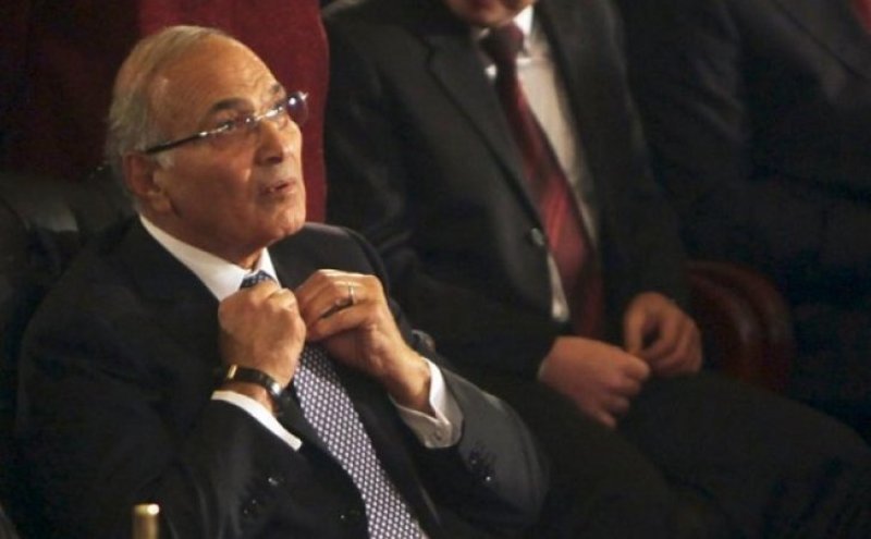 Απελάθηκε από τα Αραβικά Εμιράτα πρώην πρωθυπουργός της Αιγύπτου - Media