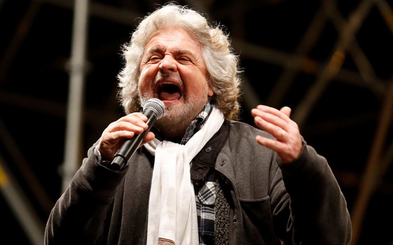 «Στα κάγκελα» οι Ιταλοί για τις εκλογές του Μαρτίου - Πρωτιά Γκρίλο δείχνουν τα γκάλοπ - Media