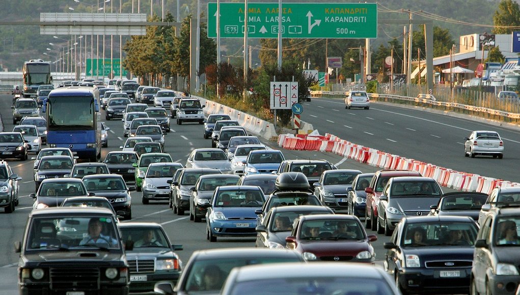 Μέτρα της Τροχαίας για την Πρωτοχρονιά - Συμβουλές της ΕΛΑΣ στους οδηγούς - Media