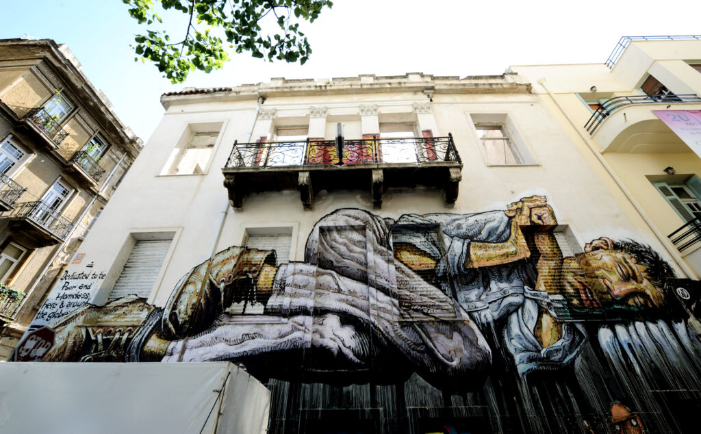 Άνοιξε η «ψαλίδα» πλούσιων - φτωχών: Οι πέντε πιο πλούσιοι άνθρωποι στον κόσμο  - Media