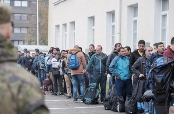 Γερμανία: Μπόνους 3.000 ευρώ σε όποιον πρόσφυγα επιστρέψει στην πατρίδα του - Media