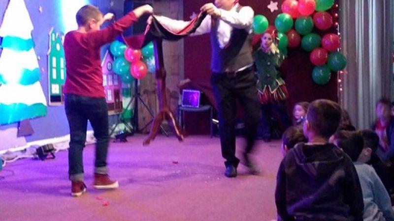 Προκλητική εμφάνιση χρυσαυγιτών στην Καλλιθέα - Αντιφασιστική συγκέντρωση την Τρίτη - Media