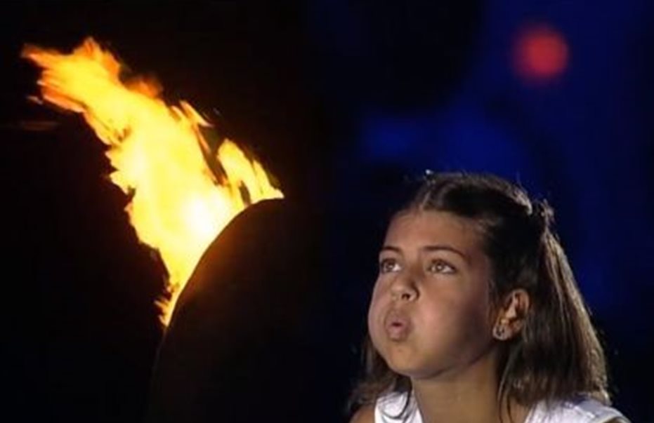 Έτσι είναι σήμερα το κοριτσάκι – σύμβολο των Ολυμπιακών Αγώνων του 2004 (Video) - Media