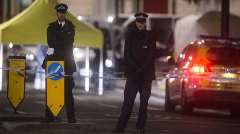Λονδίνο: Αυτοκίνητο έπεσε πάνω σε πεζούς - Δύο βαριά τραυματίες  - Media