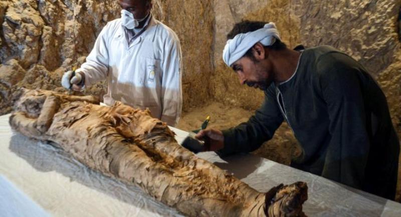 Αίγυπτος: Αρχαιολόγοι ανακάλυψαν μούμια σε ανεξερεύνητο τάφο στο Λούξορ - Media