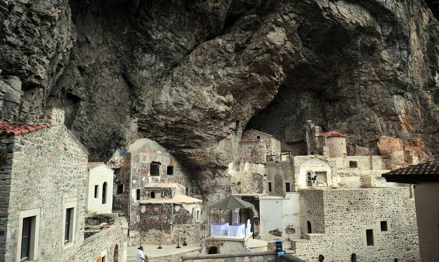 Παναγία Σουμελά: Βρέθηκε μυστικό τούνελ που οδηγεί σε εκκλησάκι (Photos) - Media