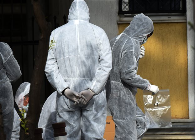 Θεσσαλονίκη: Στόχος εμπρηστών αντιπροσωπεία αυτοκινήτων	 - Media