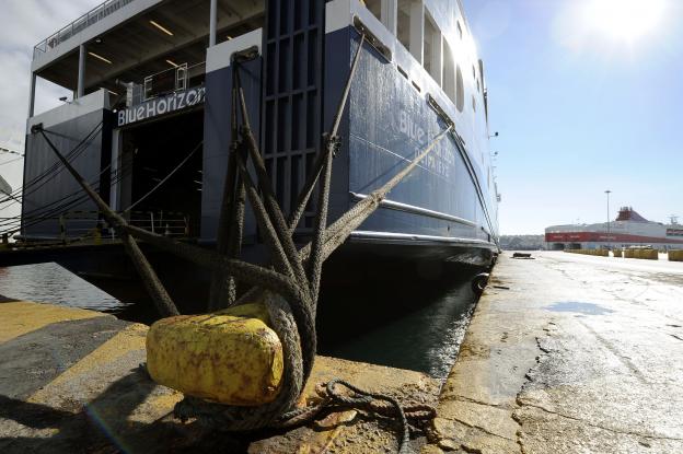 Κανονικά τα δρομολόγια των πλοίων από Πειραιά, Ραφήνα και Λαύριο        - Media