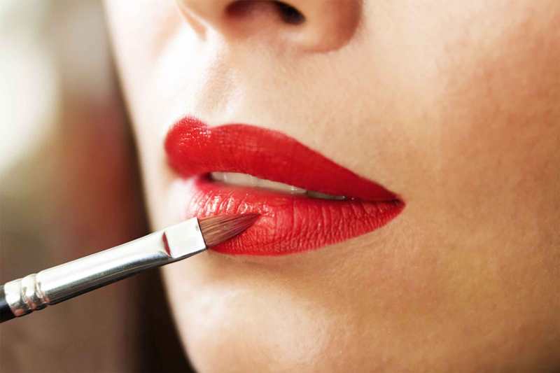 Σκάνδαλο στην Ιταλία: Δικαστικός με... γούστα για συνεργάτιδες με μίνι και μακιγιάζ - Media