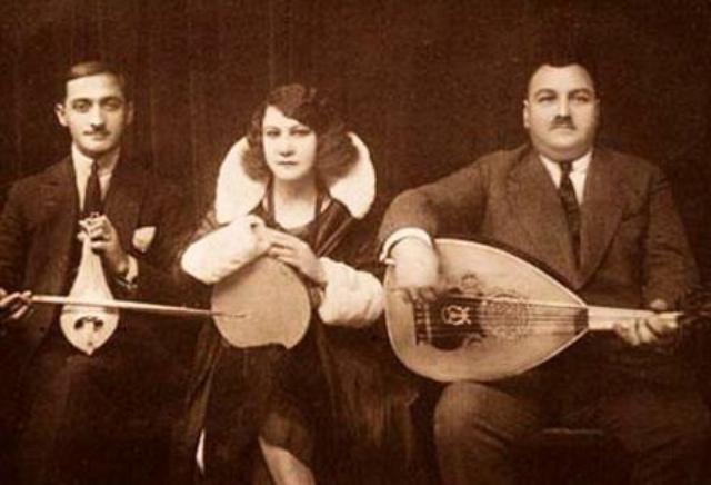 Το ρεμπέτικο στον κατάλογο Άυλης Πολιτιστικής Κληρονομιάς της UNESCO - Media