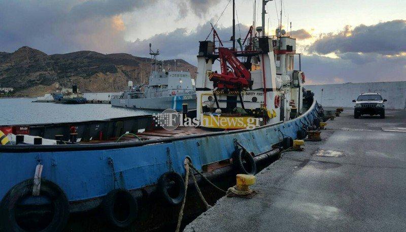 Χανιά - Έφοδος Λιμενικού: Βρέθηκαν πάνω από επτά τόνοι χασίς σε ρυμουλκό (Photos) - Media