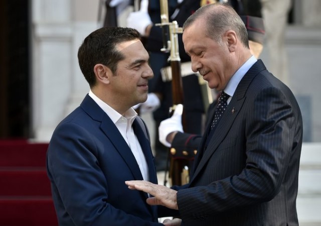 New York Times: Η αίτηση ακύρωσης του ασύλου ίσως έγινε για να αποφευχθεί η σύγκρουση Ελλάδας- Τουρκίας - Media