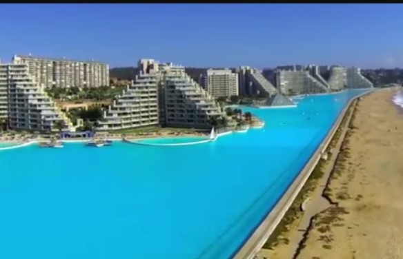 Αυτή είναι η μεγαλύτερη πισίνα του κόσμου -Έχει μήκος 1 χιλιόμετρο! (Photos) - Media