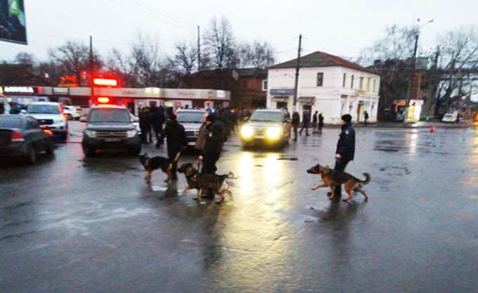 Ουκρανία: Θρίλερ με ομηρία σε ταχυδρομείο - Ανάμεσά στα 11 θύματα και δύο παιδιά - Media