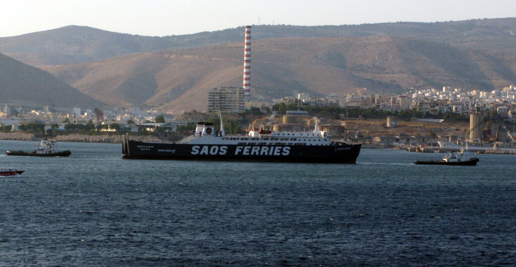 Στη Σαλαμίνα ρυμουλκείται το πλοίο «Παναγιά Αγιάσου» - Media