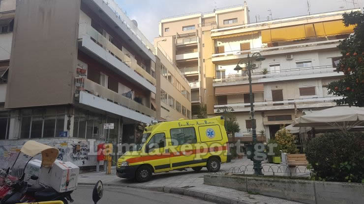 Λαμία: Καλούσε σε βοήθεια μέσα από το διαμέρισμα (Photos) - Media