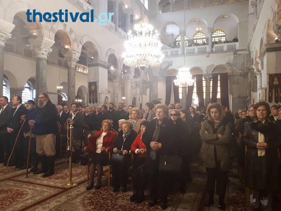 Δεν θα κατέβει στο συλλαλητήριο ο Άνθιμος – Κοσμοσυρροή στην «πανστρατιά προσευχής για την Μακεδονία» (Photos) - Media