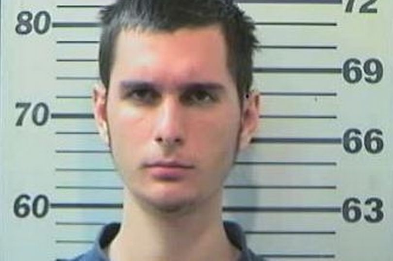 Κατηγορείται για σεξουαλική κακοποίηση αλόγου 18χρονος – Τον έπιασαν στον στάβλο με καπαρντίνα - Media