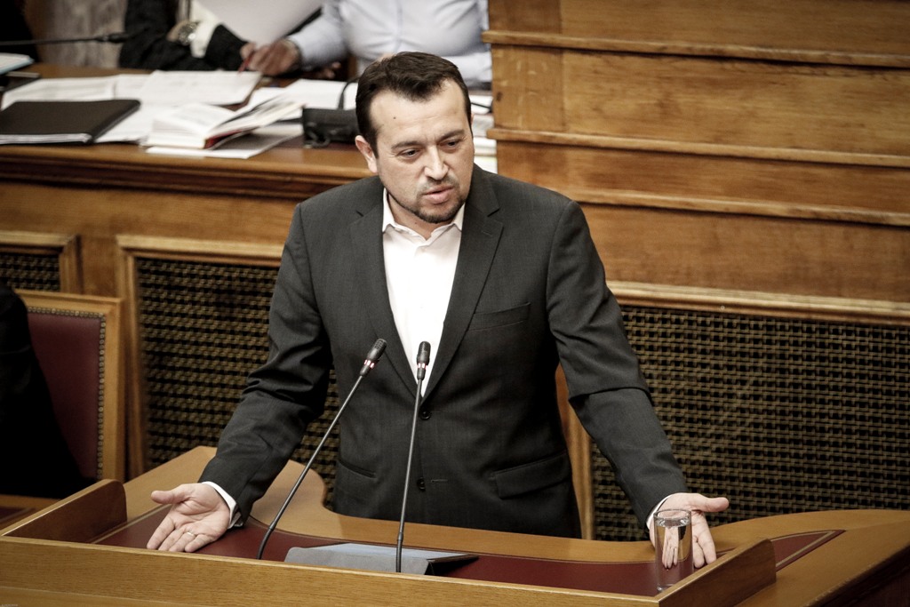 Ν. Παππάς: Η παραφιλολογία περί απείρων αδειών πάει περίπατο  - Media