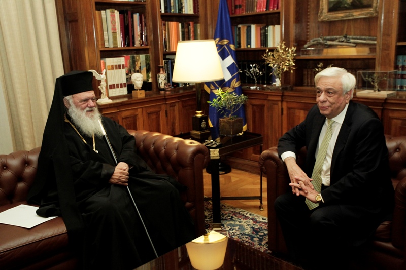 Συνάντηση Παυλόπουλου-Ιερώνυμου για το Σκοπιανό - Εξήρε την στάση της Εκκλησίας ο Πρόεδρος της Δημοκρατίας - Media