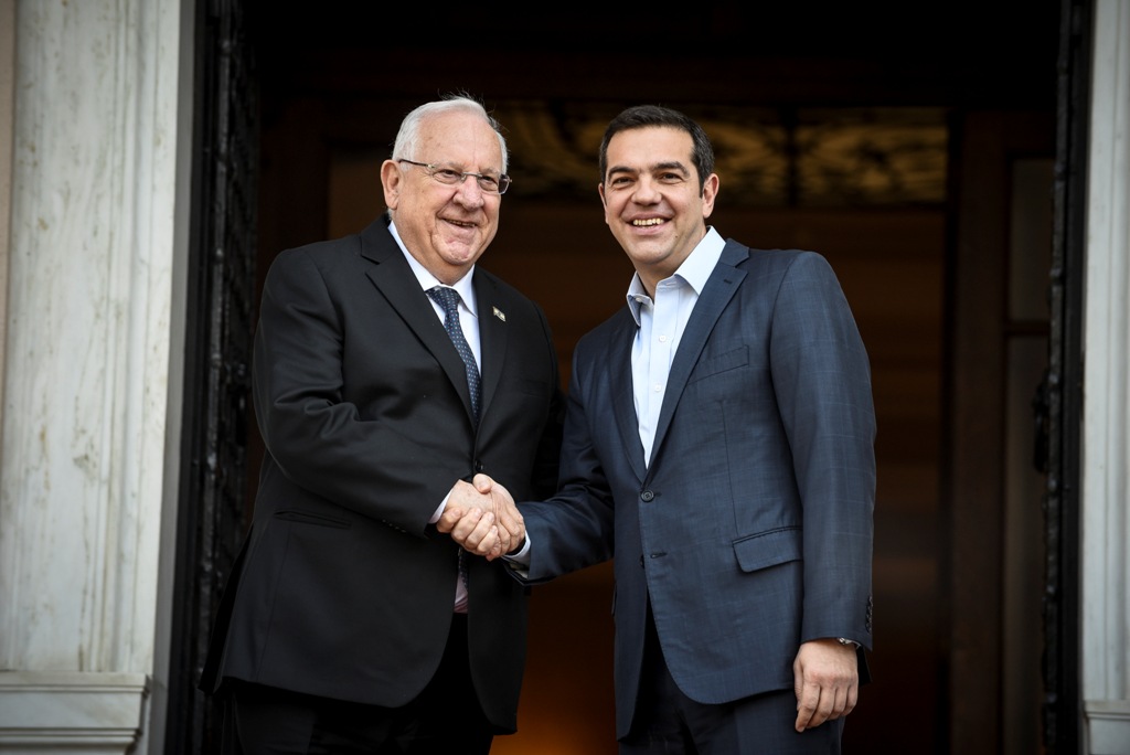 Τσίπρας σε Ρίβλιν: Έρχεστε σε μια συμβολική στιγμή (Photos) - Media