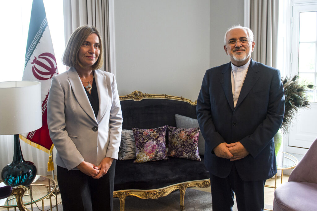 Κοινό μέτωπο Ιράν και Βρυξελλών κατά Τραμπ και υπέρ της συμφωνίας για το πυρηνικό πρόγραμμα - Media