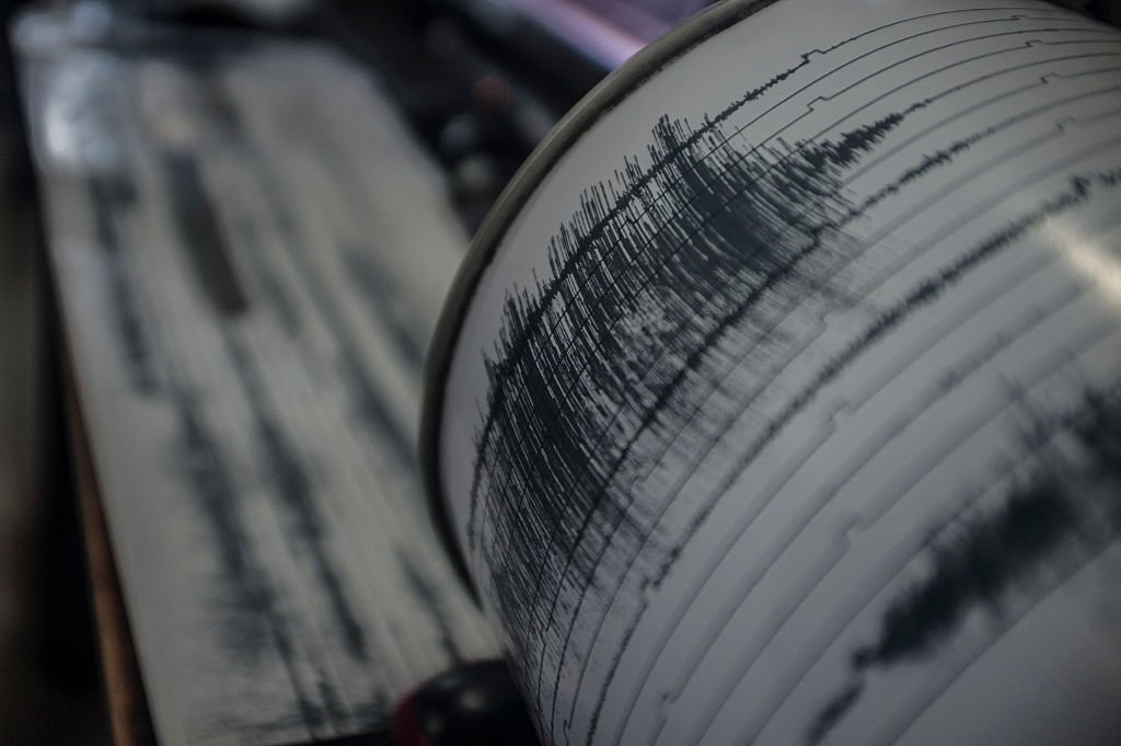 Έγιναν 15 σεισμοί μέσα στη νύχτα στη Σταμάτα - «Δεν αποκλείεται και νέος σεισμός» - Media