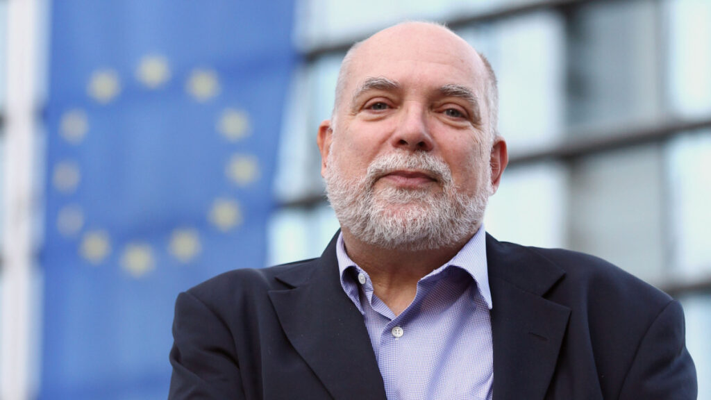 Βίζερ: Πολύ πιθανό η Ελλάδα να πάρει επαρκή ελάφρυνση του χρέους - Media