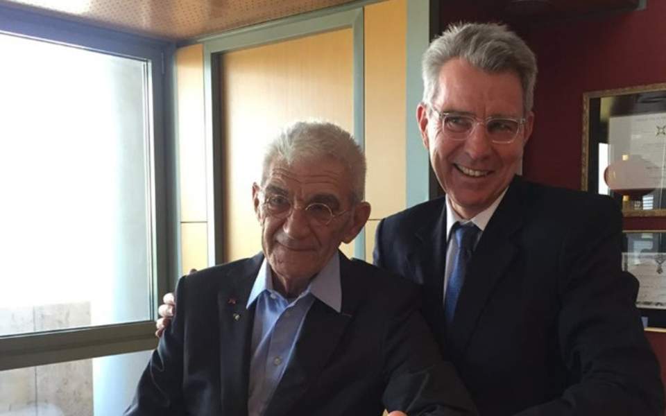 Αμερικανός πρέσβης για Σκοπιανό: Καλή περίοδος για λύση - Media