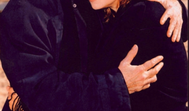 «Πέθανε στα χέρια μου - Ήταν κούκλος μέχρι τέλους» (Photo) - Media