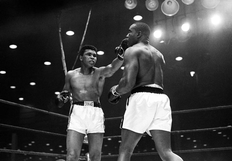 Αποκάλυψη-σοκ από το FBI: Η μαφία «έστησε» τον πρώτο τίτλο του Μωχάμεντ Άλι (Photos) - Media