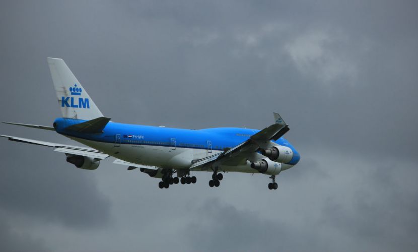 Ακραία καιρικά φαινόμενα στην Ολλανδία – Ακυρώνονται πτήσεις - Media