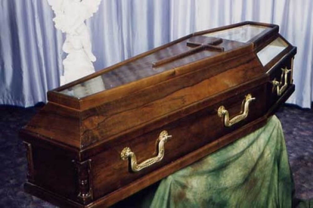 Κορωνοϊός: Ποια είναι η διαδικασία ταφής των νεκρών από τον ιό - Media
