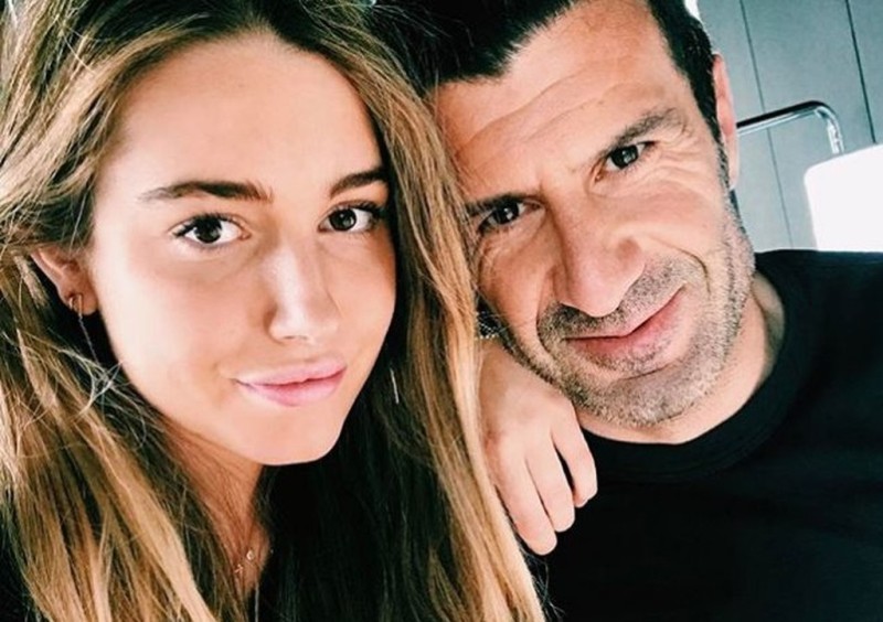 «Πονοκέφαλος» για τον Λουίς Φίγκο - Διέρρευσαν «καυτές» φωτογραφίες της κόρης του (Photos) - Media