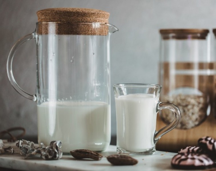 Τελικά ποιο γάλα είναι πιο ωφέλιμο για τον οργανισμό μας; - Το πλήρες ή το 0% λιπαρά;  - Media