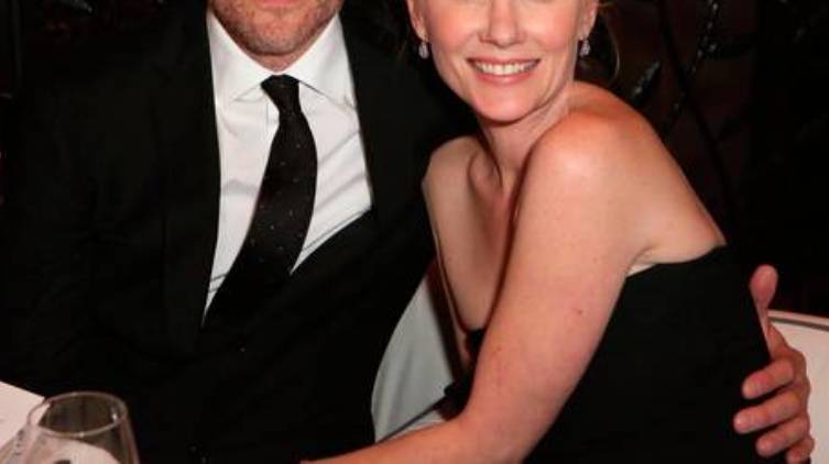 Χωρίζει γνωστό ζευγάρι της σόουμπιζ - Τι συνέβη στη σχέση τους (Photos) - Media